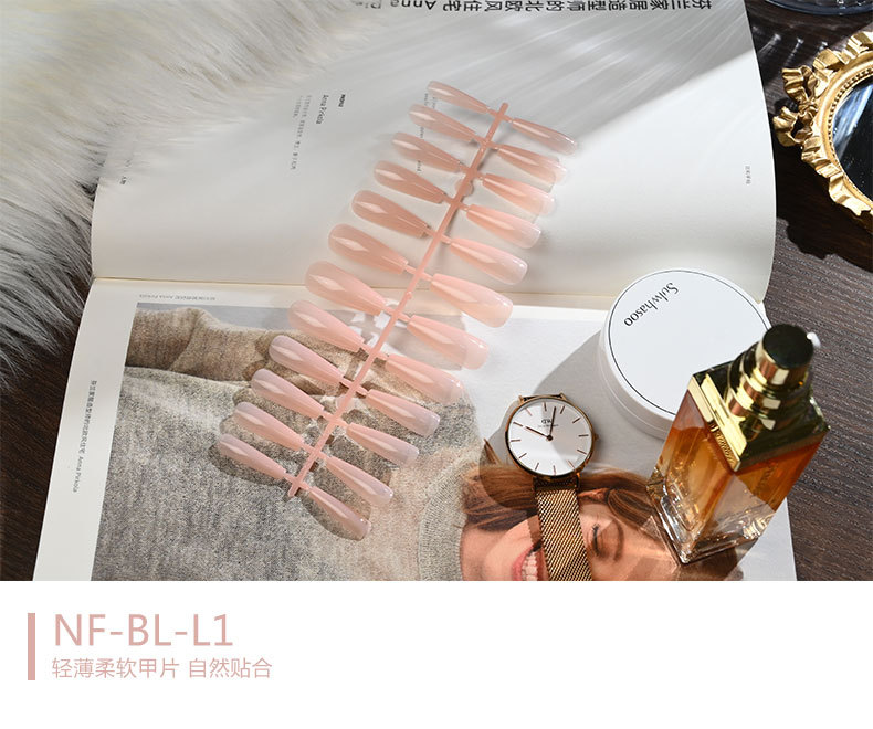 The long ballet nail with solid color and glossy oil from Europe and America, the mid-length trapezoidal nail art piece, and the false nails are exquisite and simple pic 1
