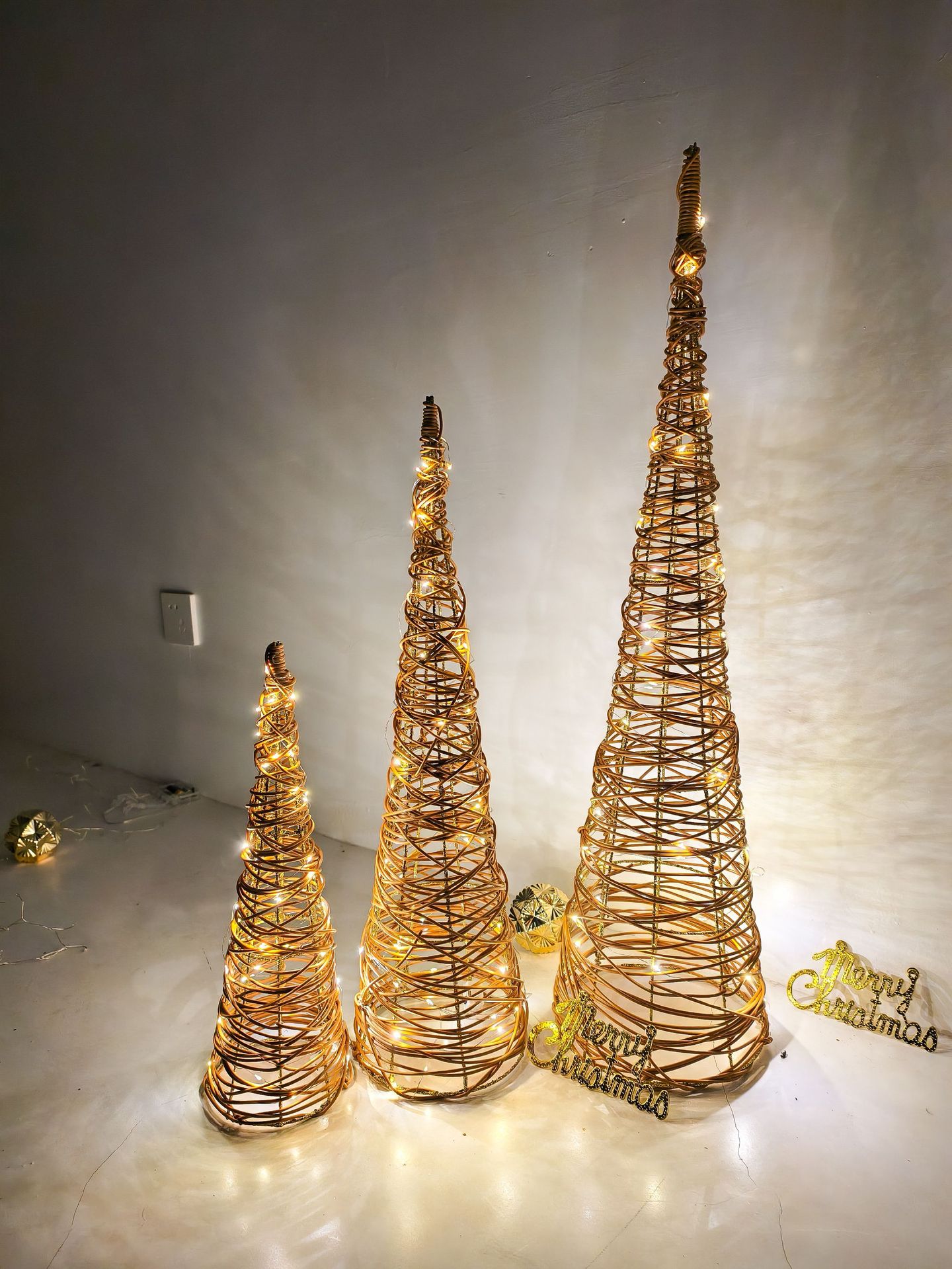 Cross-border Christmas ornaments with lights, led Christmas tree decorations, holiday Christmas supplies, gold powder luminous spires pic 6