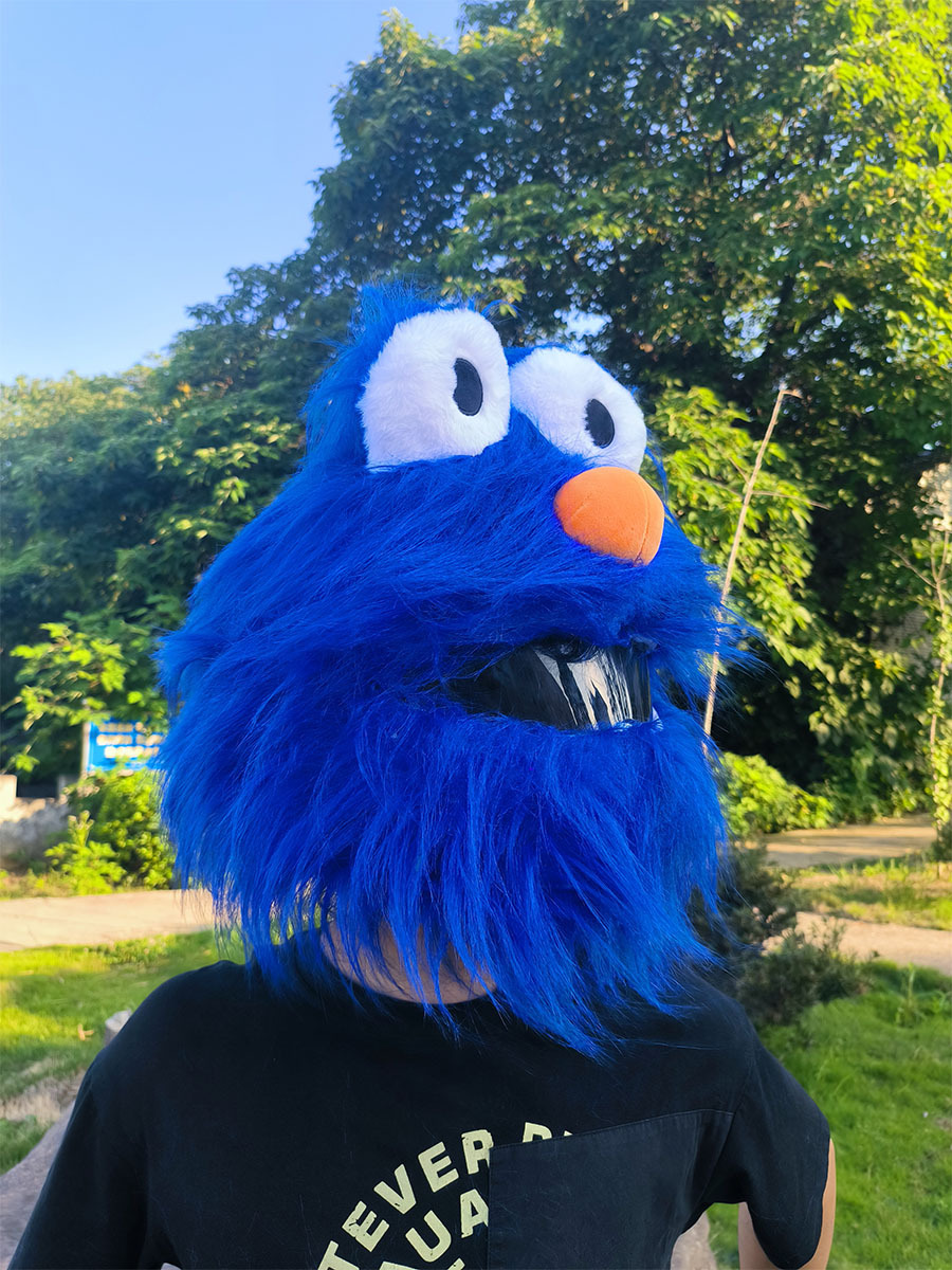 Cross-border personalized long-haired helmet covers, plush motorcycle protection covers, scratch-resistant and cute style riding cap covers are selling well across borders pic 17