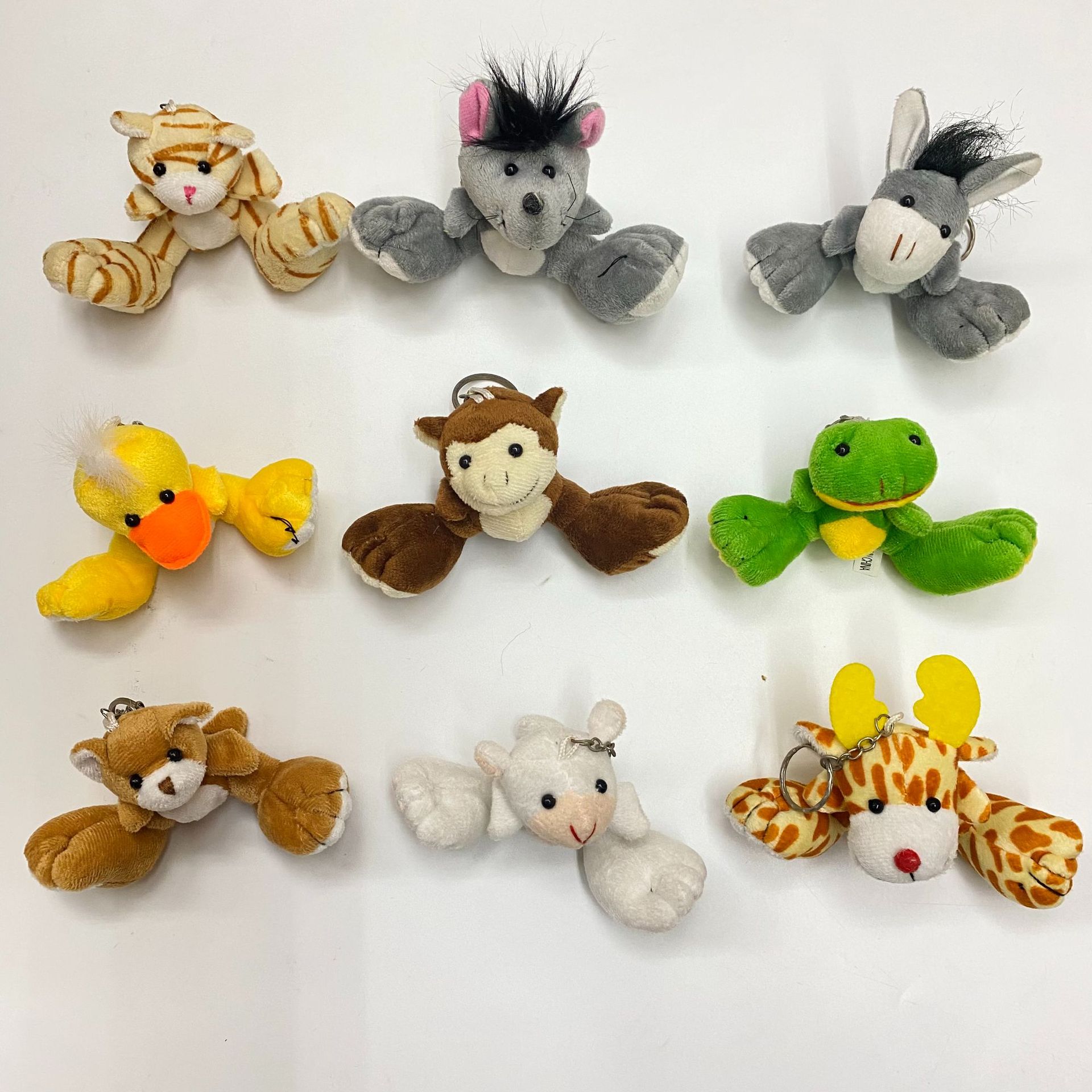 Wholesale of cross-border forest and jungle animal pendants, cartoon dolls, plush toys, backpacks, car keychains and dolls pic 30