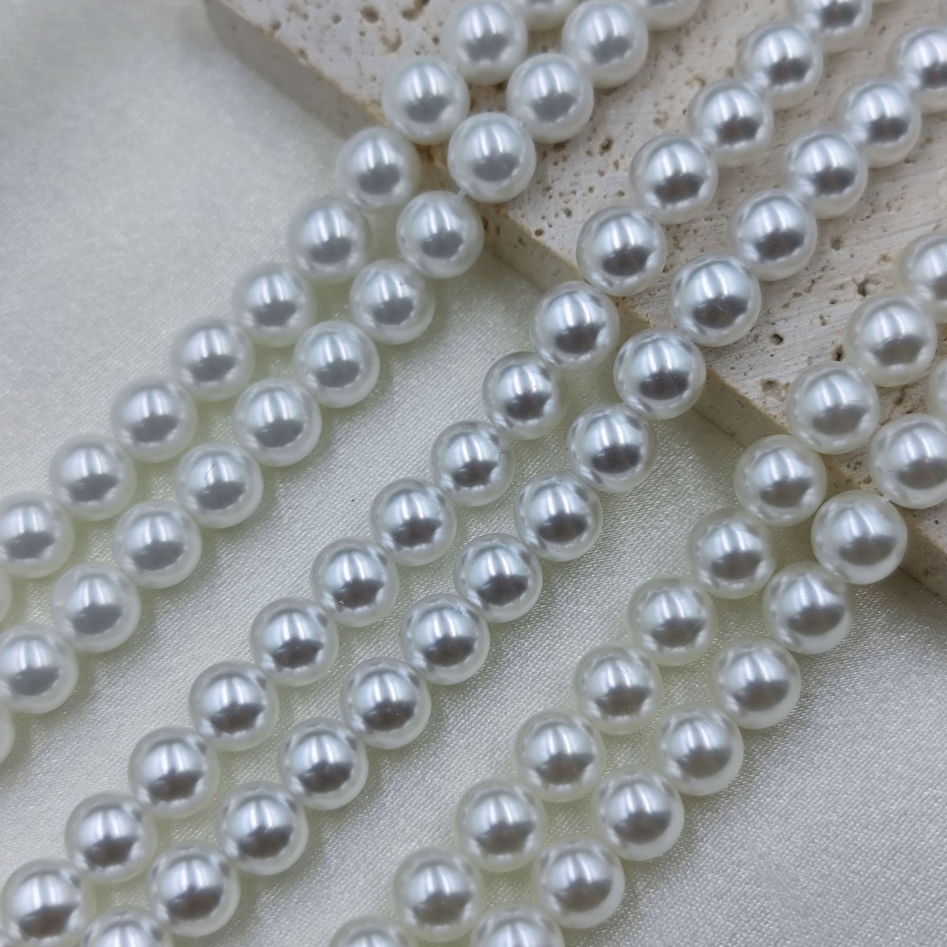High-quality Shijia Pearl White 650 color Australian white Swarovski beads, full-hole, perfectly round, straight-hole round beads, DIY string beads pic 3