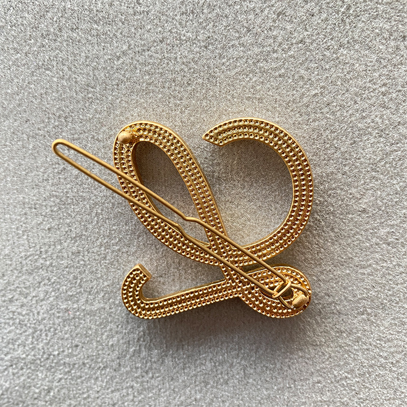 罗家小众设计字母发夹几何镂空新款高级感镀金高档镶嵌珍珠发饰女详情7