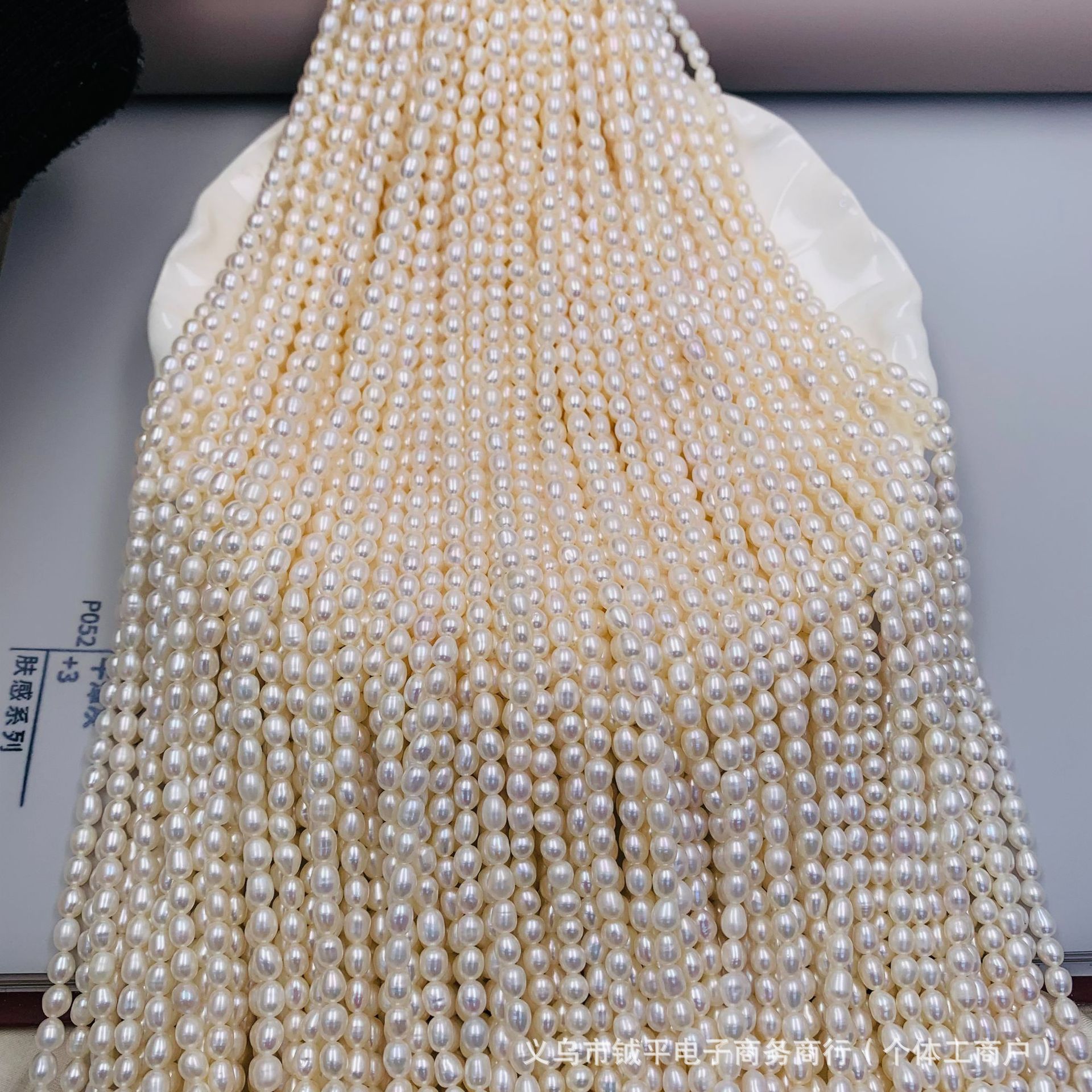 4-5mm米珠天然淡水珍珠半成品串链小珠链diy项链批发详情1