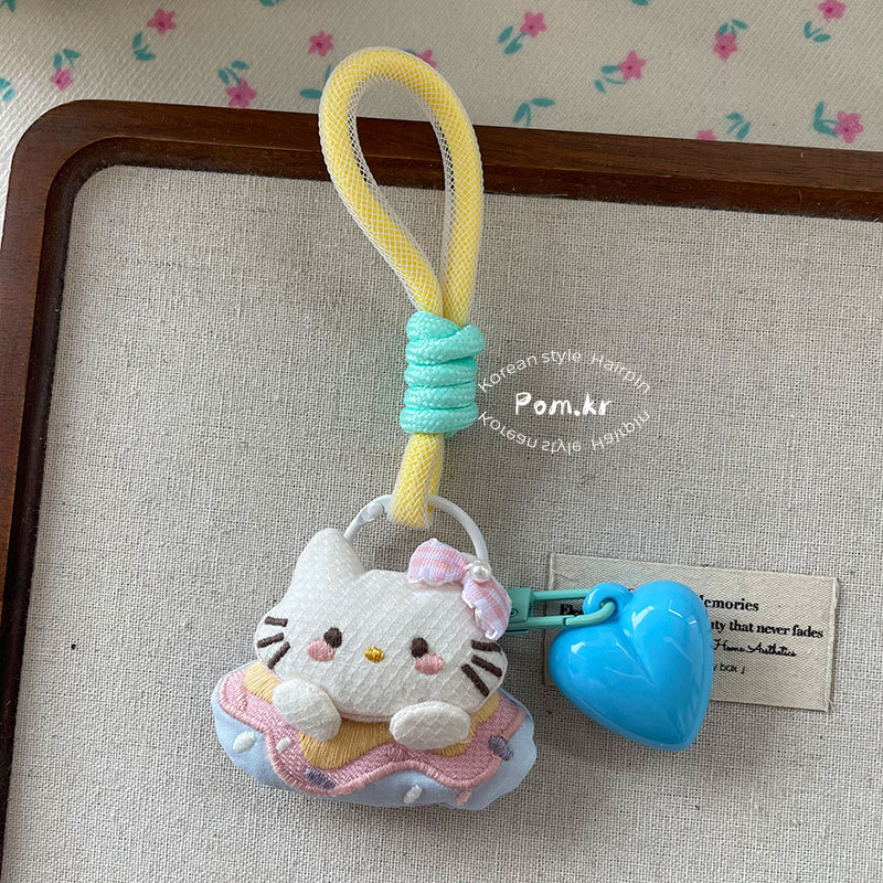 New cartoon girl kt Cat series keychains, small pendants, bags, pendants, finished small gifts, heart-shaped lanyards for girls pic 11