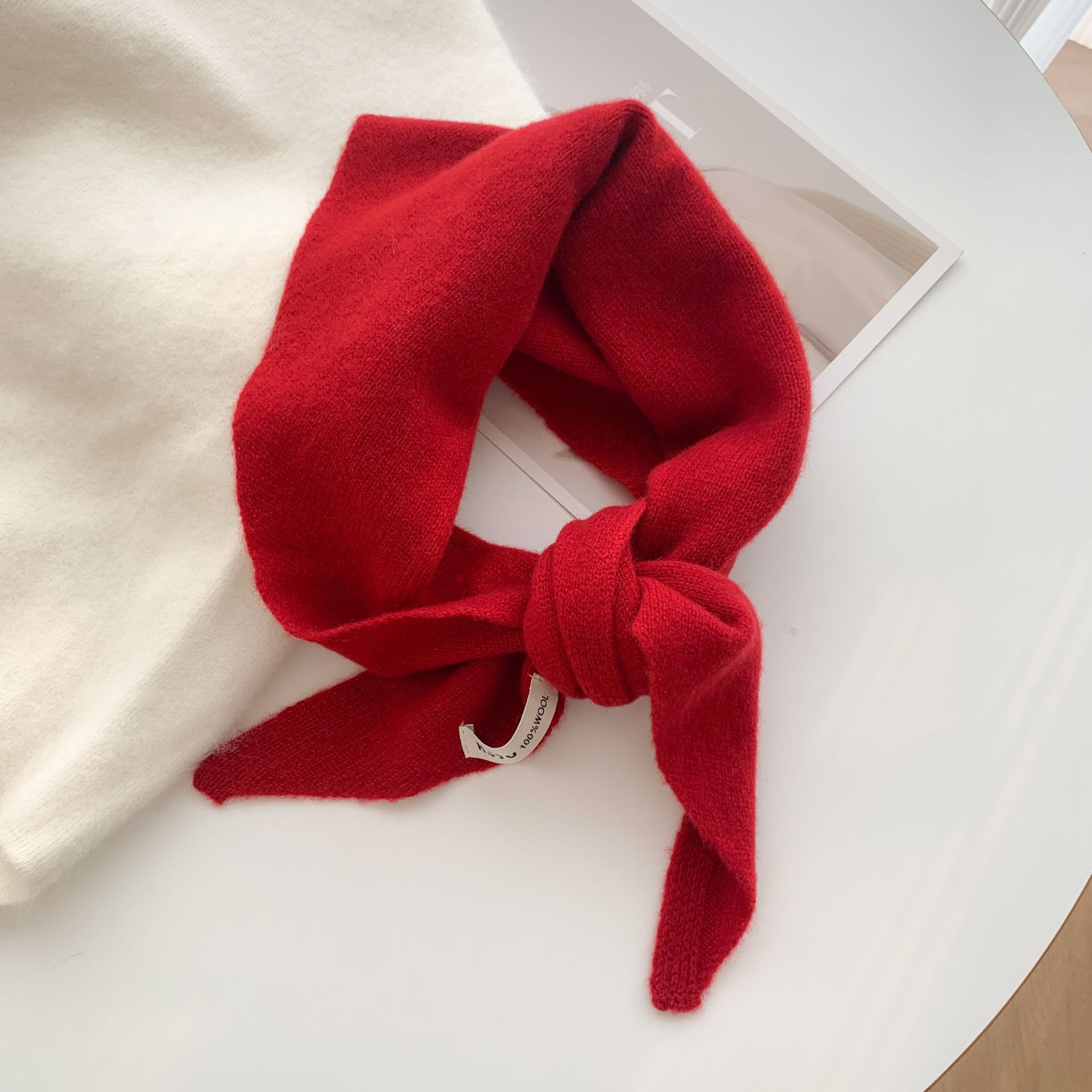 羊毛针织三角巾披肩女秋冬款保暖头巾多功能保暖百搭小围巾女详情14