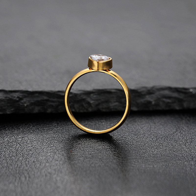 跨境 韩版精美不锈钢饰品 立体焊牌镶大小爱心钻石钛钢戒指女厂家详情6