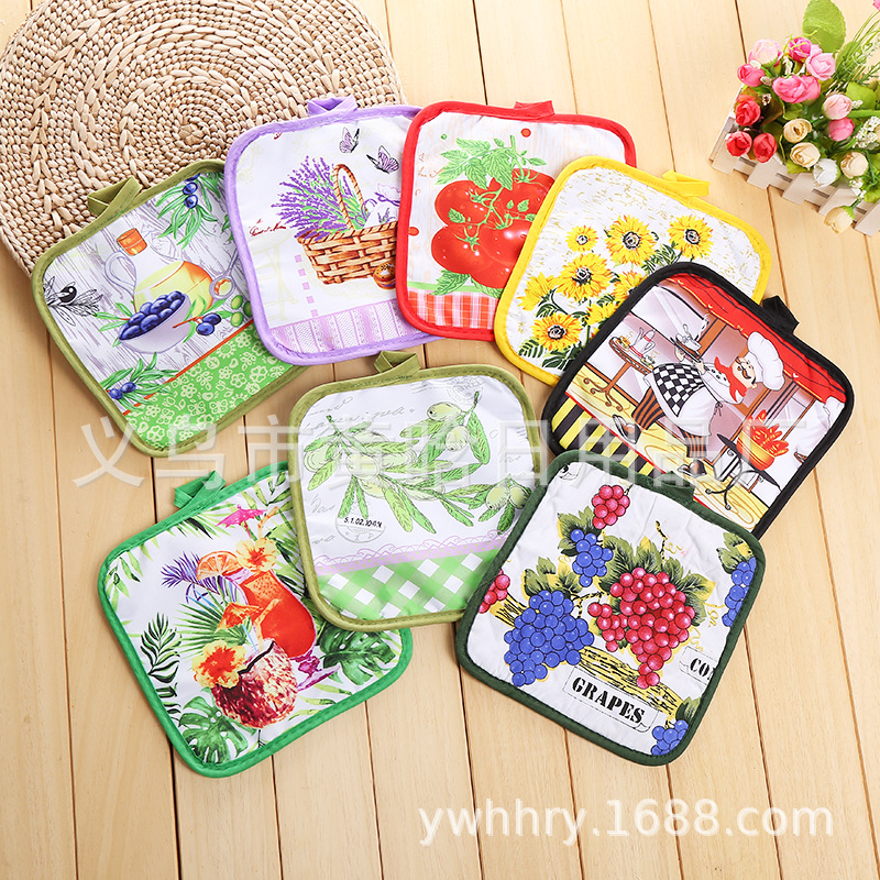 【 Chi Jia 】 Digital Printed Microwave Oven Gloves and Pads Two-piece Set, heat-resistant and high-temperature resistant oven Baking Gift pic 1
