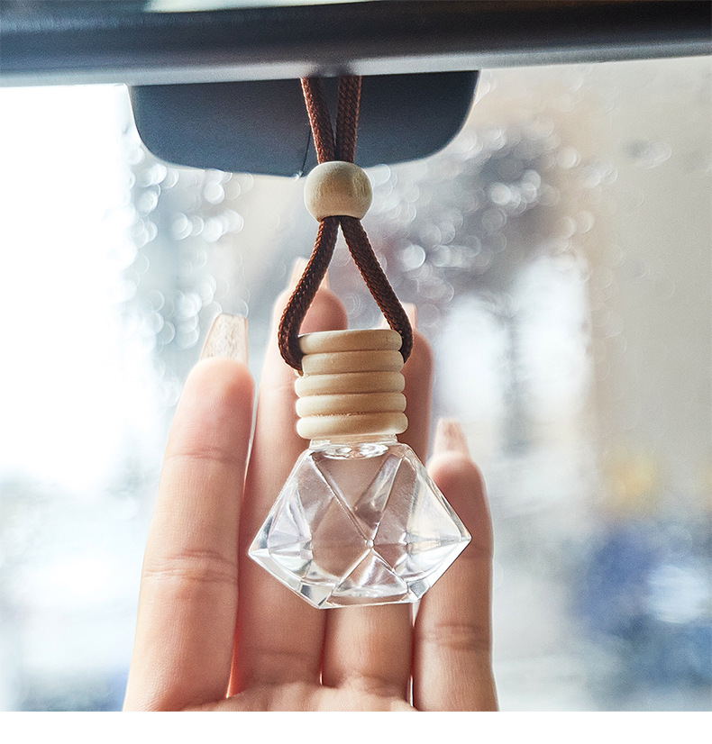 跨境专供FORMBO车载挂绳香水瓶汽车用除异味香薰挂件饰品香水批发详情11