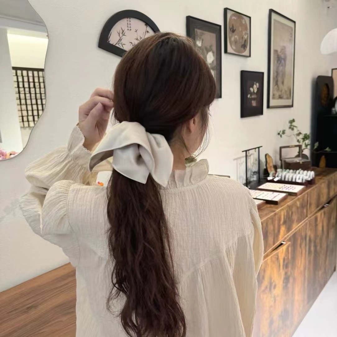Korean smooth satin square scarf, large hair band, retro and simple style, laid-back and elegant, flower-shaped headband, headwear for women pic 6