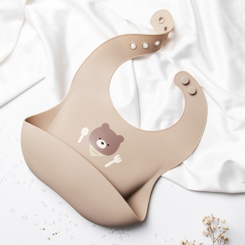 婴童 硅胶围兜小熊围嘴男女宝宝吃饭兜儿童口水兜防水防脏神器详情10