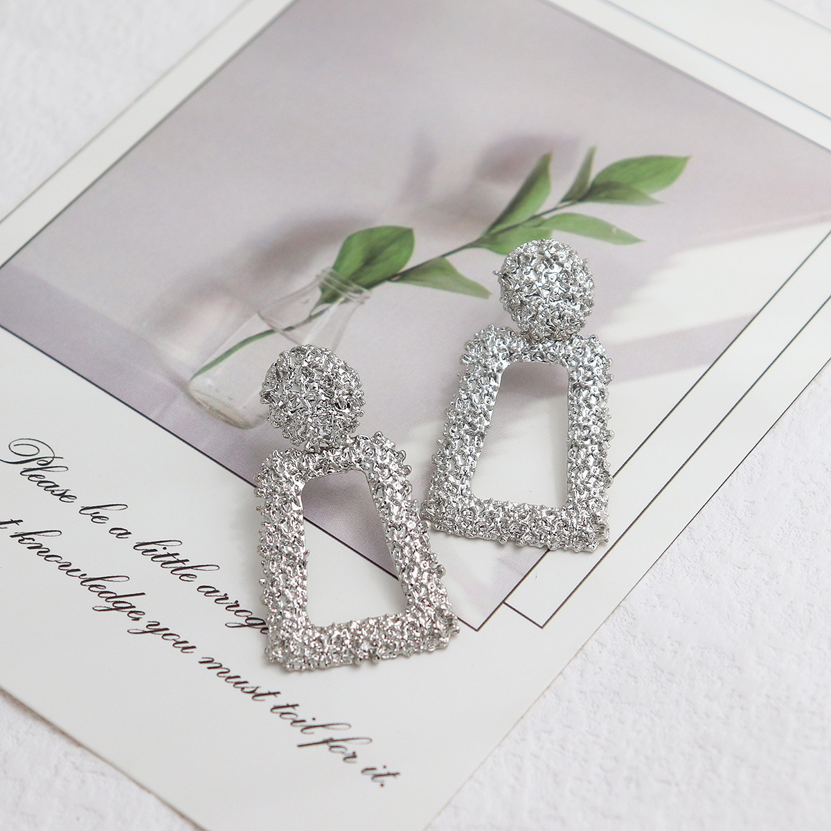 东南亚跨境热卖晚宴港风气质圈圈耳环女轻奢高级感鎏金套装耳钉详情1