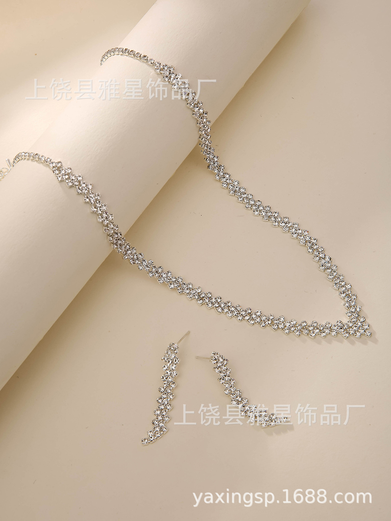 Best-selling diamond-patterned full diamond necklace jewelry set, simple bridal water diamond collarbone chain, diamond-shaped neckchain choker pic 4