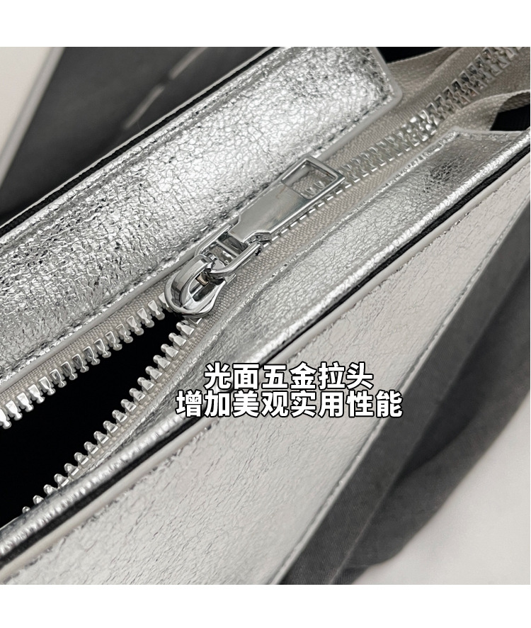 跨境爆款2024春夏新款手拿心形包包镶钻晚宴包时尚洋气女包手拎包详情5