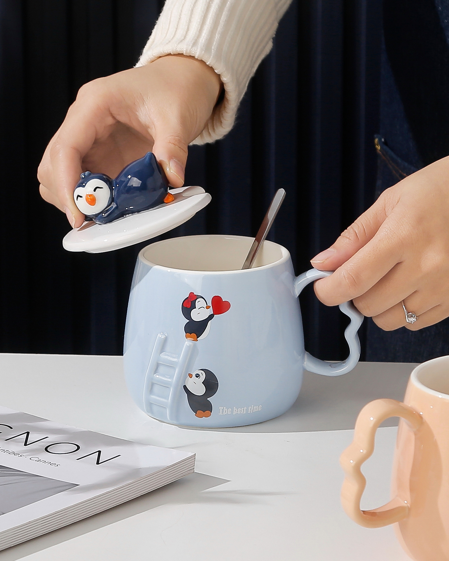Ceramic cup with lid, creative cartoon three-dimensional relief penguin mug, office home, student gift and souvenir pic 8
