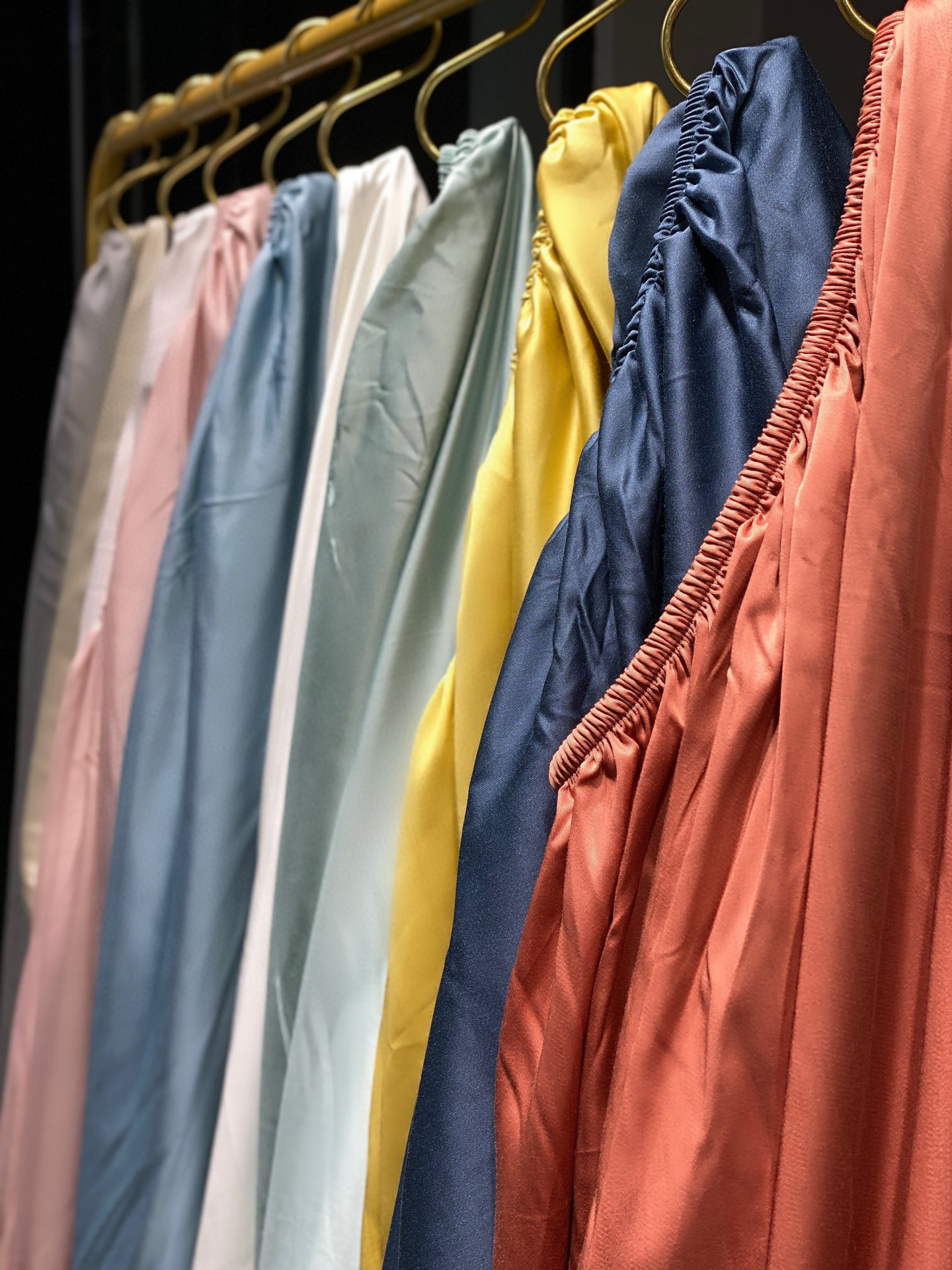 Tencel quilt cover bed cover, single piece, simple and cool summer ice silk bed sheet, suitable for sleeping naked, tatami dust cover pic 12