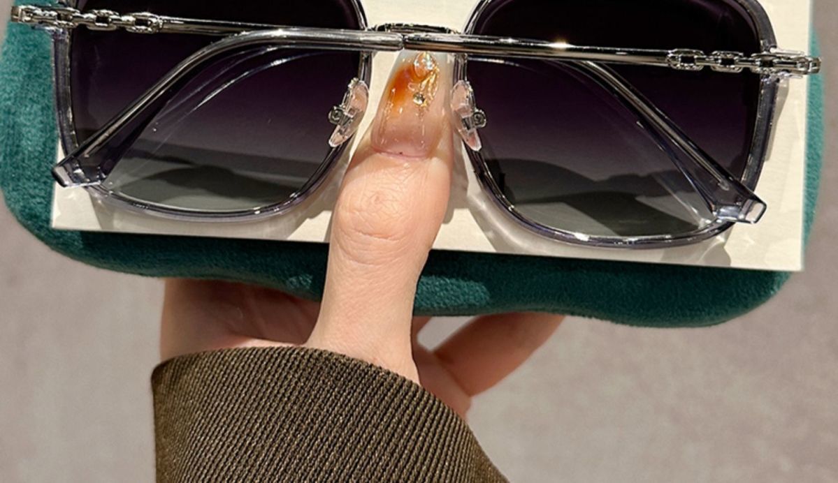Sunglasses for sun protection and UV protection, new 2024 trendy big face, face-enhancing small glasses, high-end look, sunglasses for women pic 12