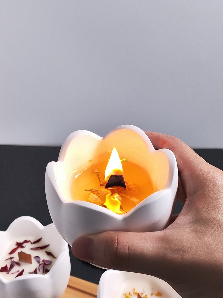 永生花香薰蜡烛花瓣造型蜡烛白色仿瓷 大豆蜡高级家用香薰伴手礼详情6