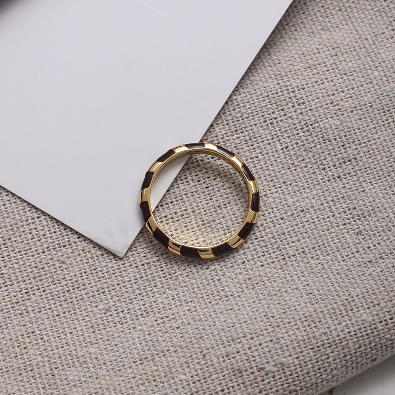 C形珐琅圈圈拼接耳环女法式轻奢小众设计感复古气质银针撞色耳圈详情11