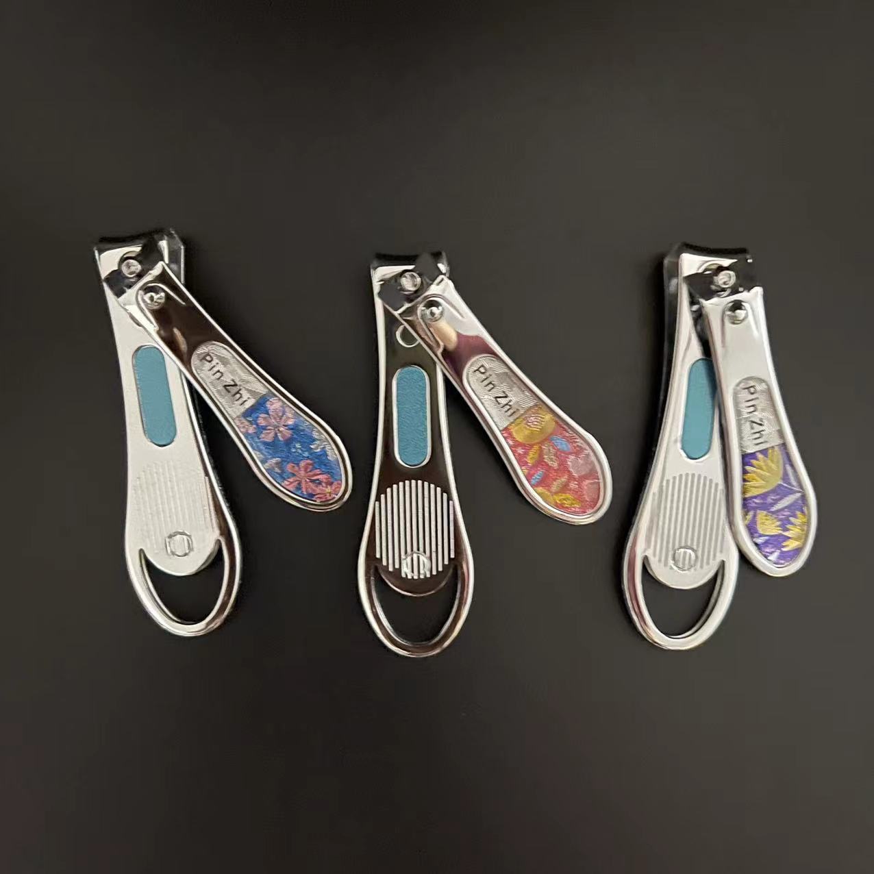 【 Office 】K329-9 nail clippers 24/ box 240/ Medium box 1K329-9 nail clippers, new patterned nail clippers, household portable nail clippers 2 yuan store wholesale supply pic 4