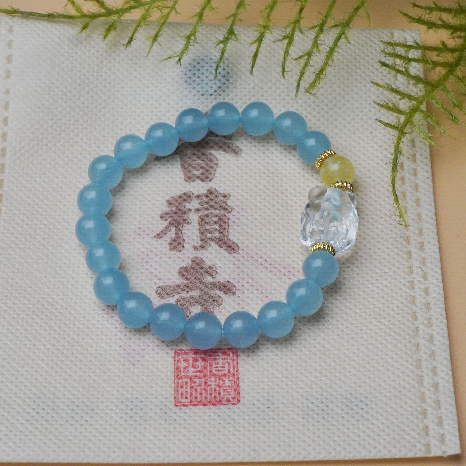 天然海蓝宝搭配冰透水晶手串女轻奢高级感九尾狐手链串珠饰品配饰详情5