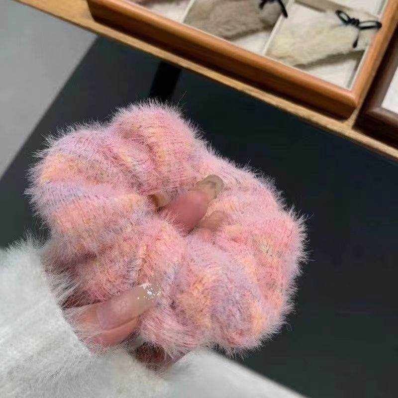 The new sweet and soft woolen lace large intestine hair band for autumn and winter is a versatile and cute hair tie for girls pic 3