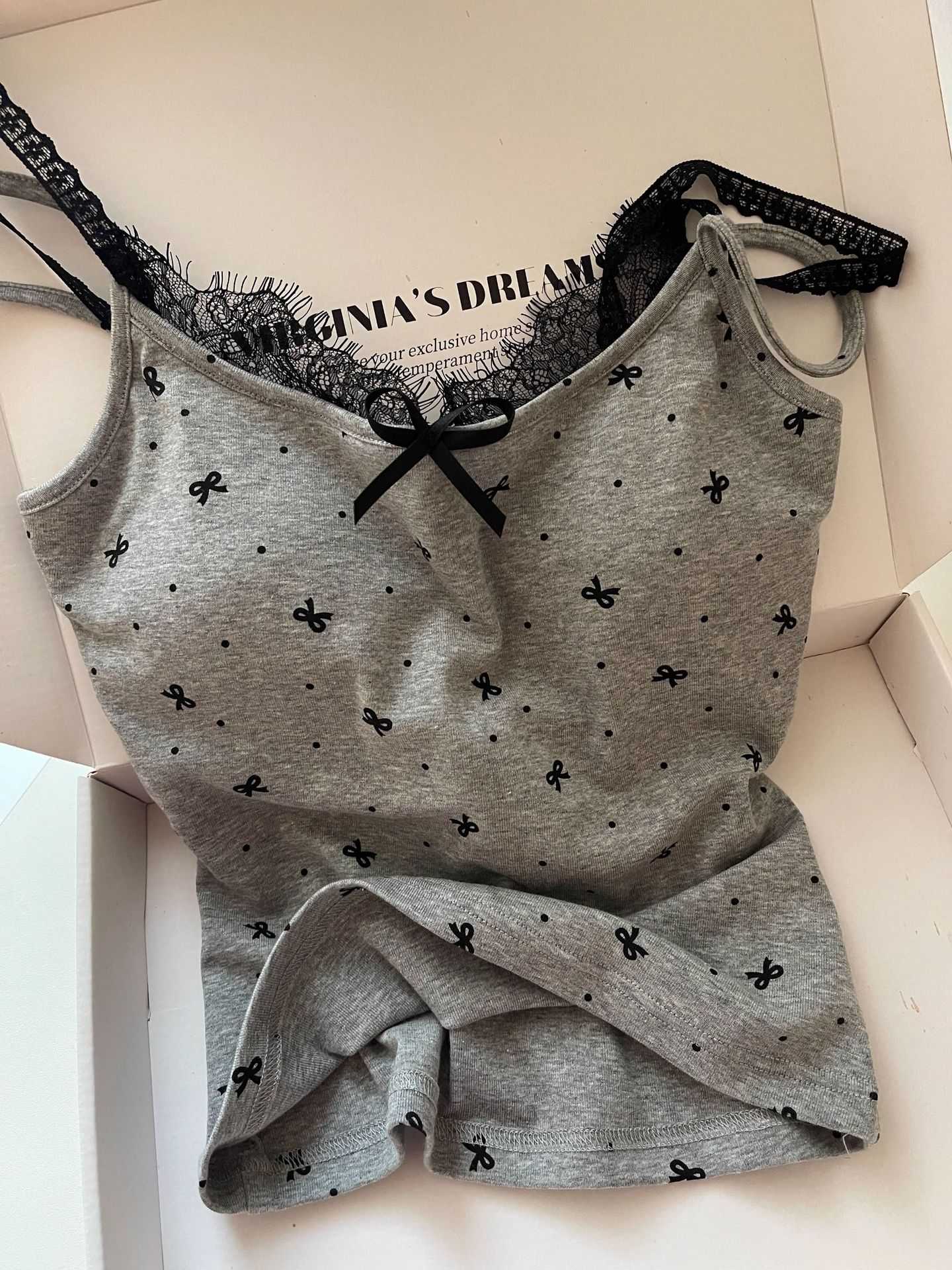 Sexy and pure sensual style pajamas for women, summer lace-trimmed halter shorts, home wear, high-end cross-border wholesale pic 5
