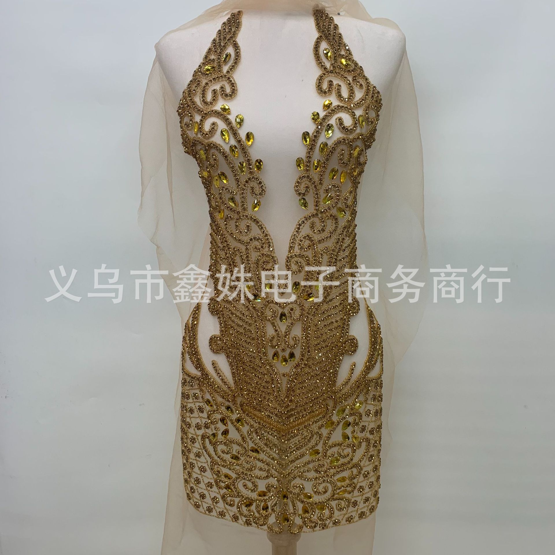 钩针款手工款钉珠婚纱礼服V领网纱贴花服装辅料详情12