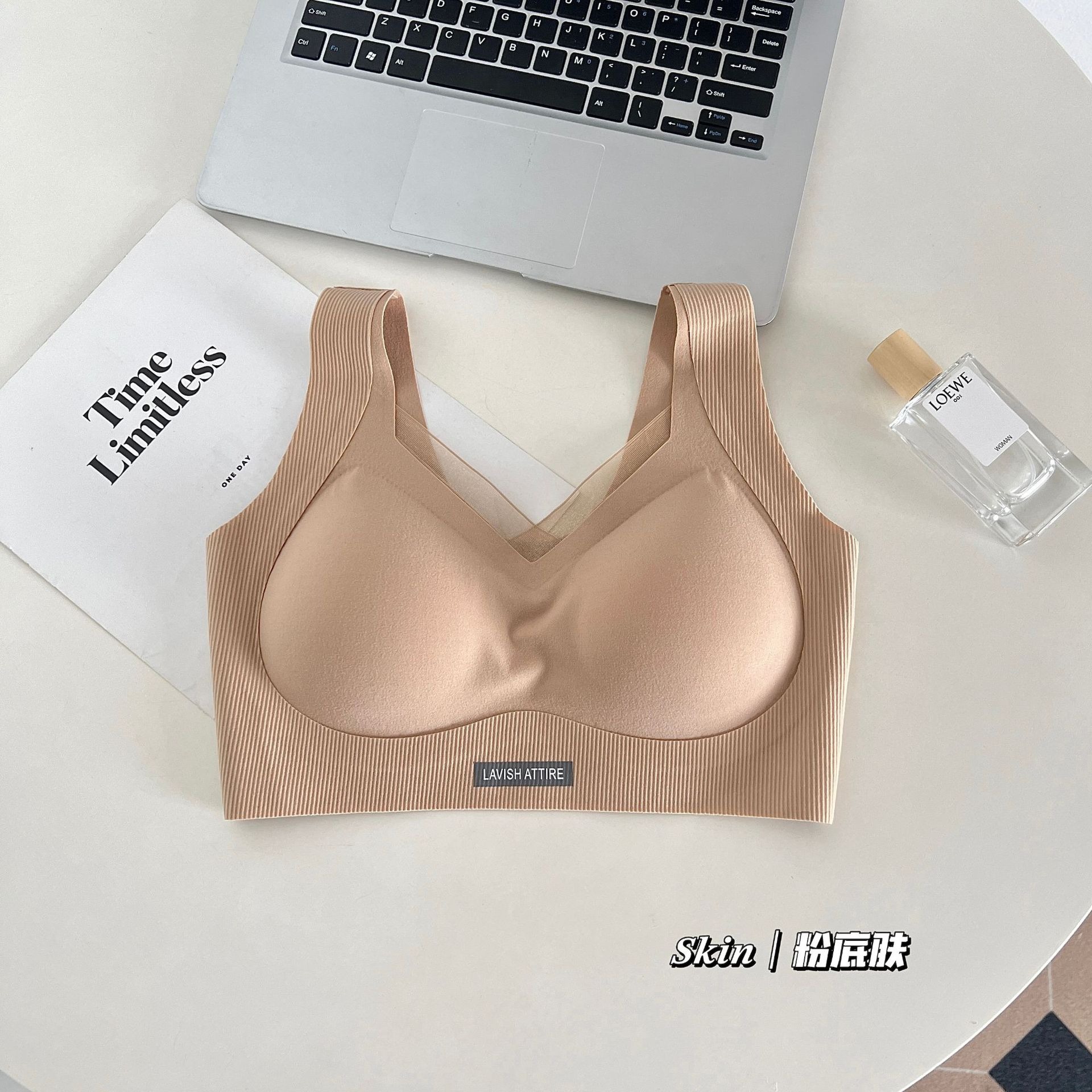 无痕粉底液内衣女小胸聚拢防下垂2025秋冬宽肩带背心式文胸罩批发详情22