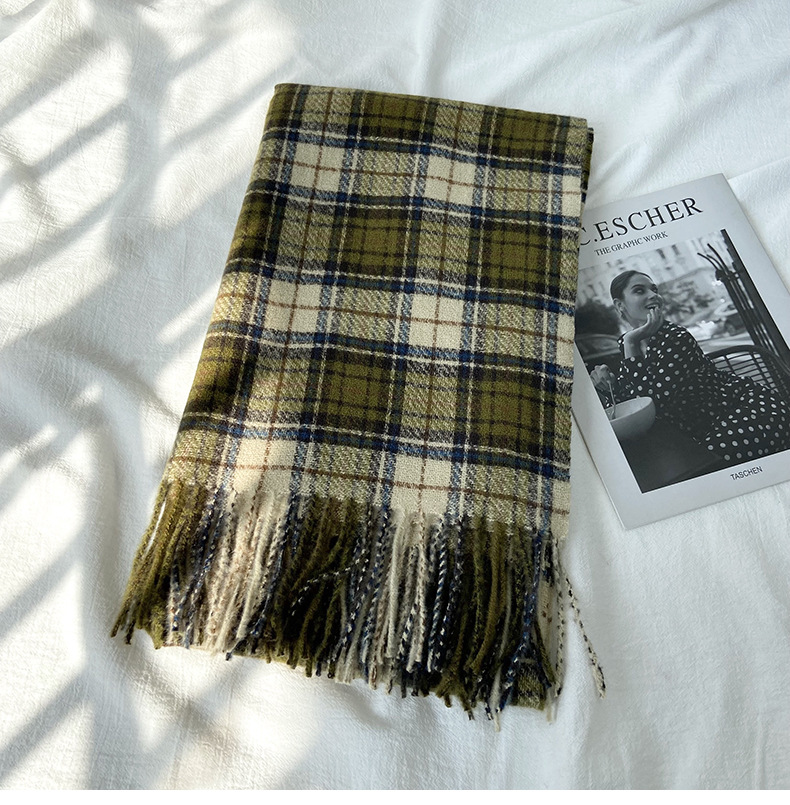 一件代发格子围巾女秋冬学生新款围脖韩系流苏高级氛围感保暖情侣百搭披肩地摊批发详情9