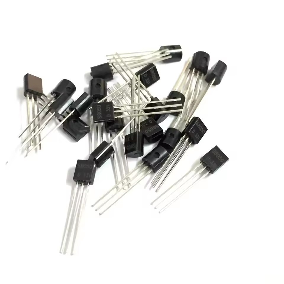 A set of 840 NPN PNP through-hole transistors in 24 specifications, including a TO92 transistor box pic 2
