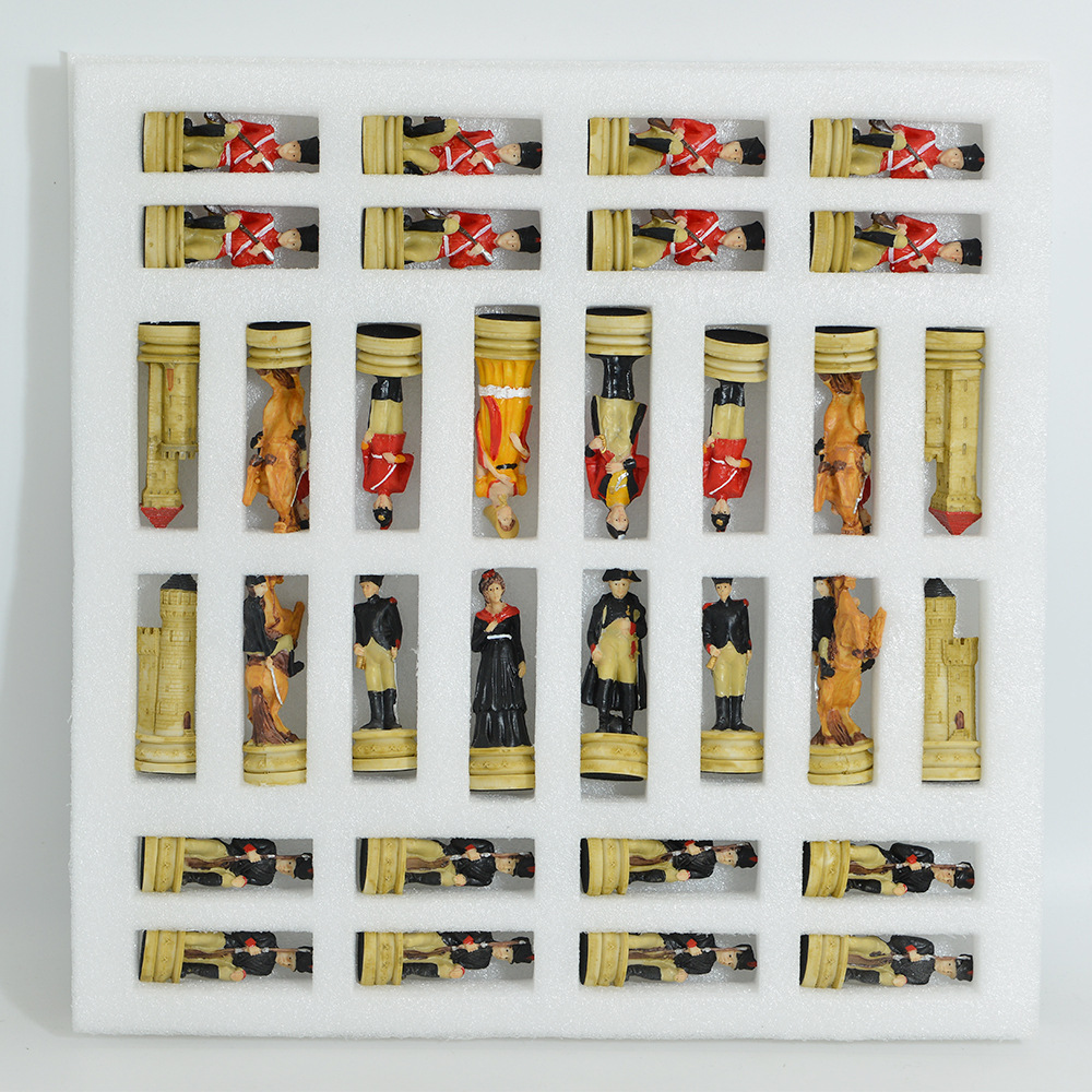 树脂人物象棋搭配高光亮面漆艺棋盘33CM桌游国际象棋游戏玩具棋详情7