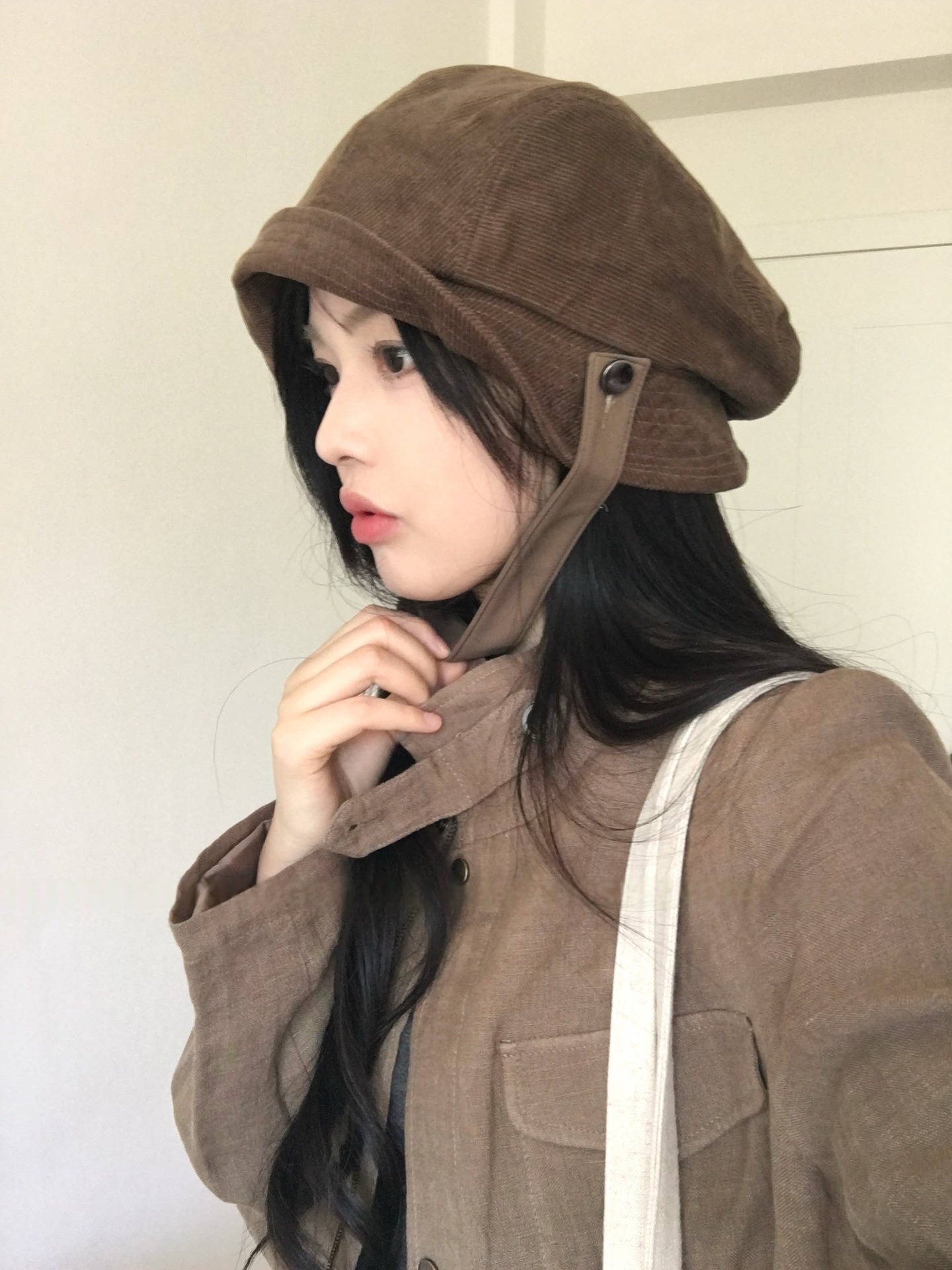 高品质灯芯绒渔夫帽子女秋冬季新款休闲百搭显脸小一帽多戴小礼帽详情22