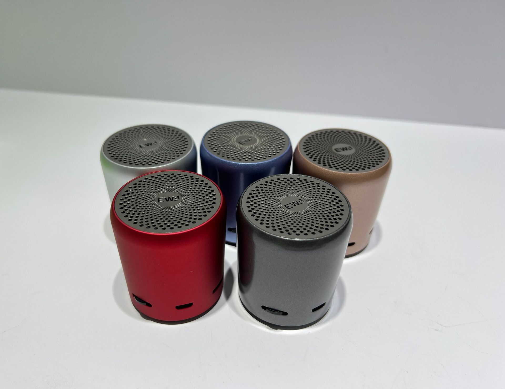 EWA-A107S Mini Outdoor portable TWS waterproof subwoofer Bluetooth speaker factory direct sales pic 19