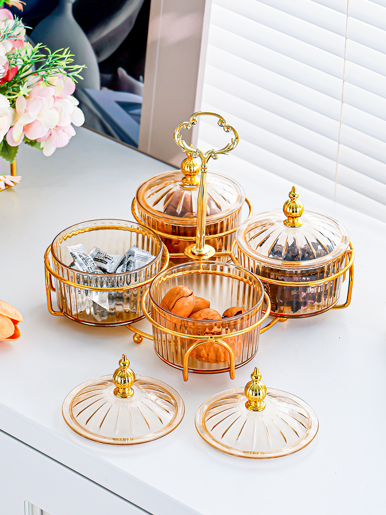 北欧干果碟零食盘小吃碟透明圆形水果盘点心分格盘铁艺带盖盒详情3