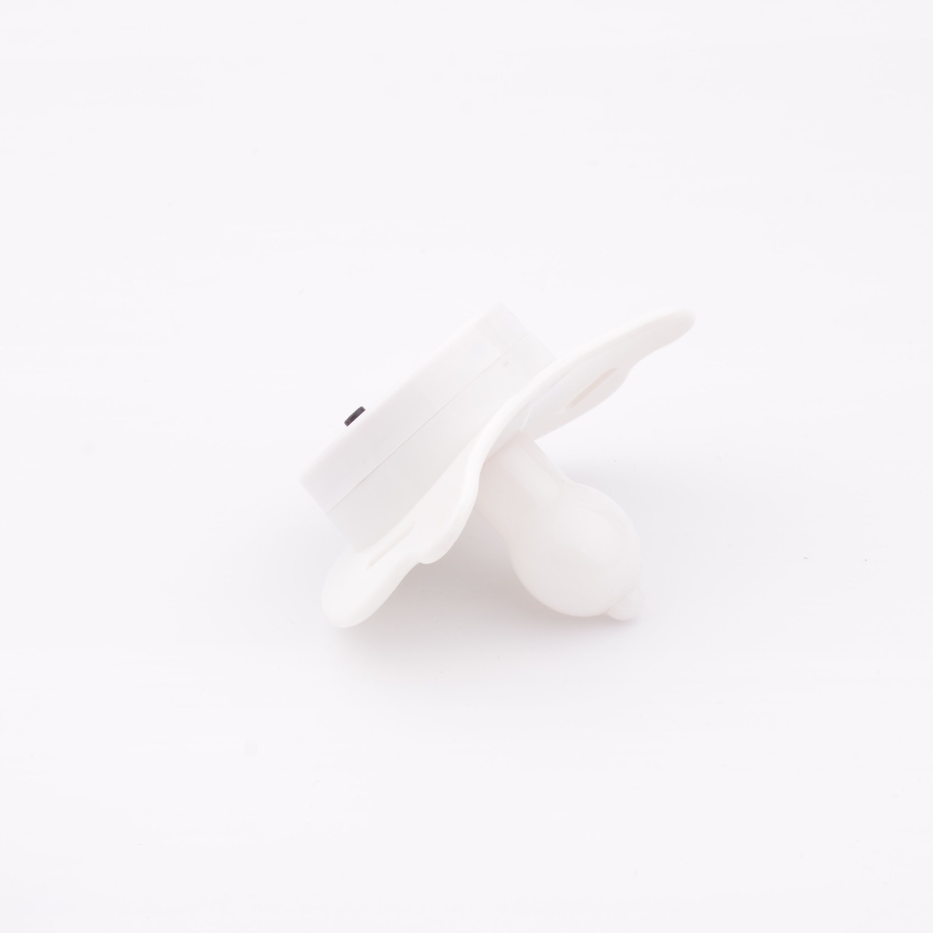 外贸专供奶嘴型电子体温计婴幼儿吮吸式测量温度计英文包装测温计详情10