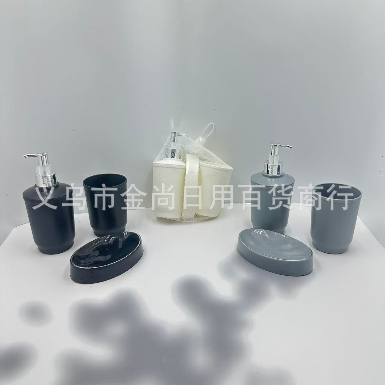 Black, white, gray, round, square, solid color lotion bottle, soap box, cup, gold and silver pump head, shampoo and body wash, portioned bottles pic 1