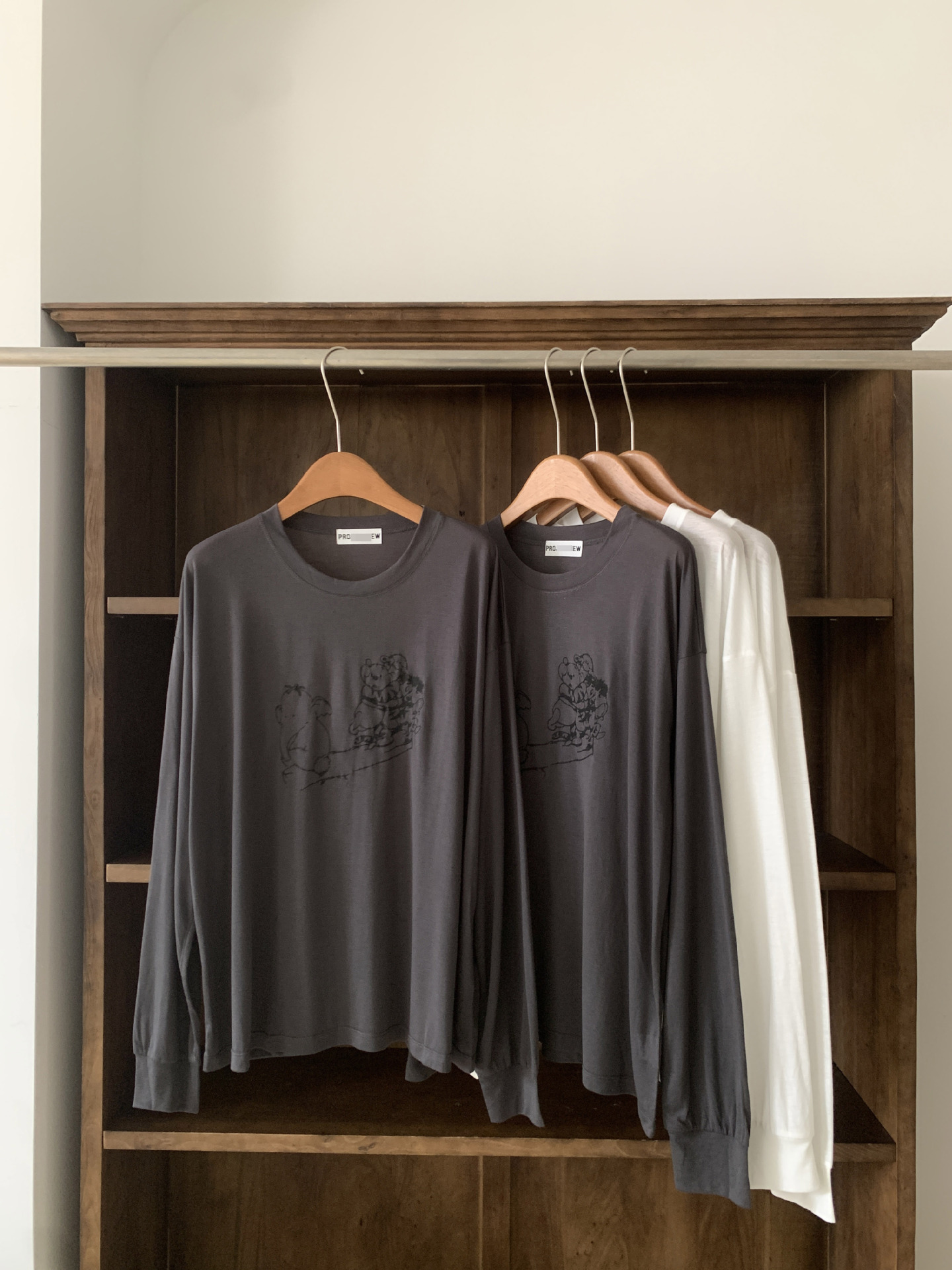 In stock 2025 summer new style, Dongdaemun, South Korea, round-neck super cute cartoon print sun protection long-sleeved T-shirt top for women pic 10