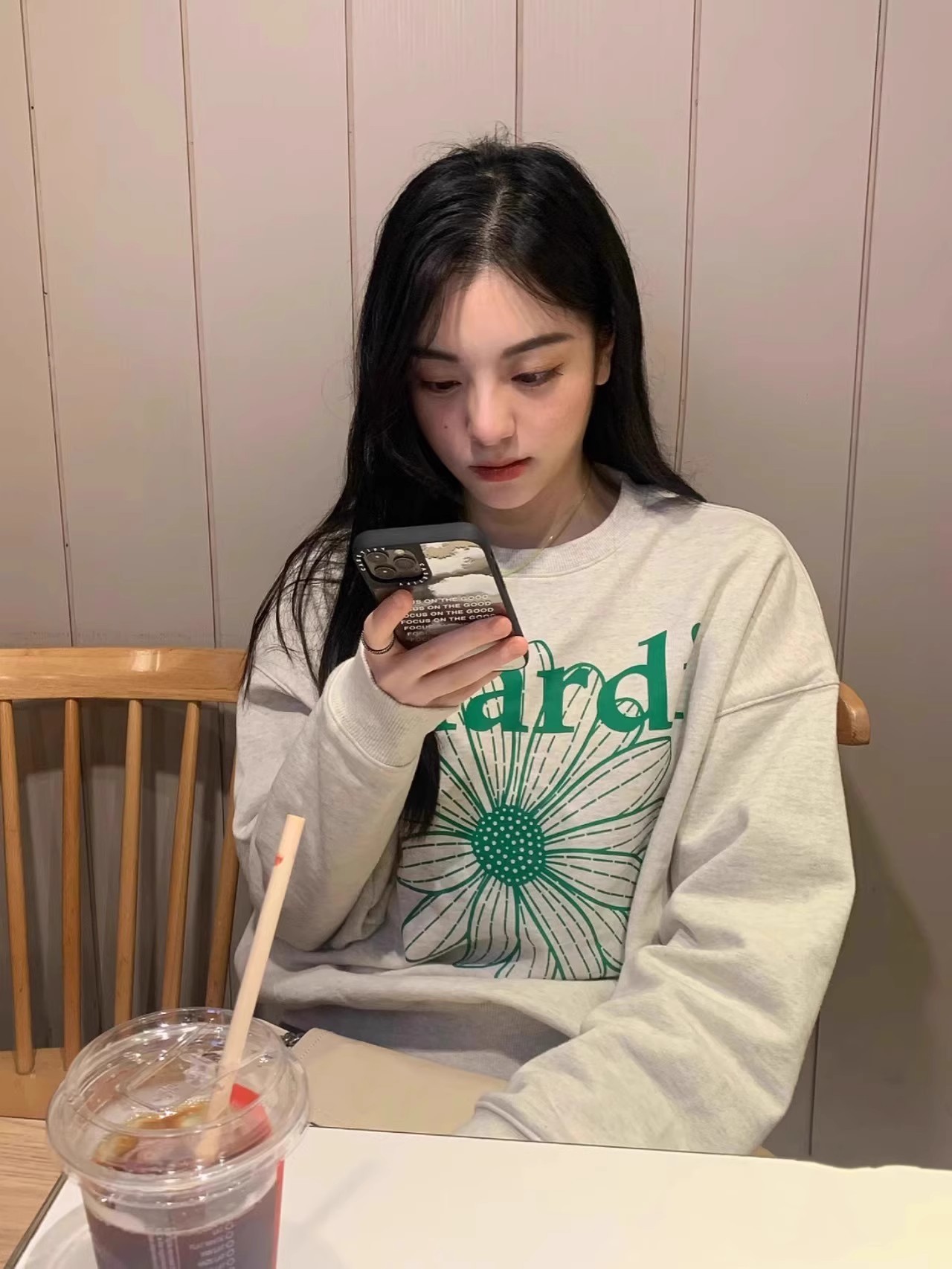 现货韩国潮牌Mardi卫衣女小雏菊24新款印花圆领上衣一件代发详情42