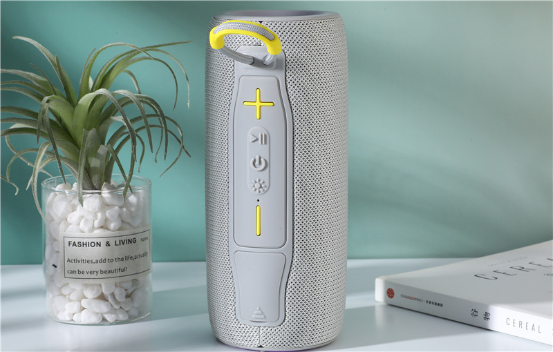 跨境TG682藍牙音箱插卡便攜音響藍牙重低音炮tws藍牙音響高顏值詳情10