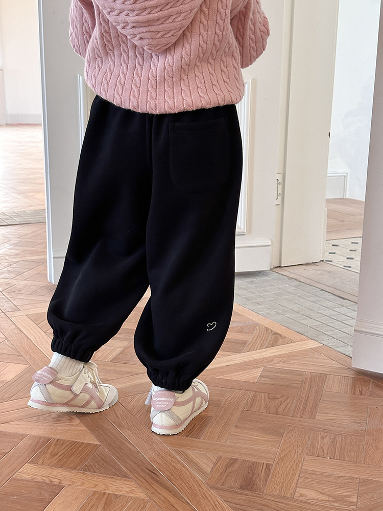 【加绒加厚】儿童卫裤冬季男女童韩版刺绣爱心宽松休闲运动裤详情15