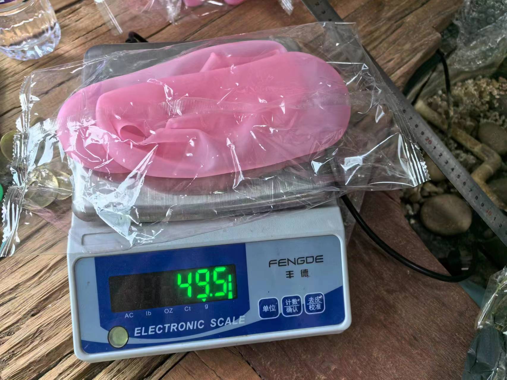 跨境硅胶袜子防干裂袜套硅胶足套足膜脚膜嫩肤硅胶套软化老茧角质详情6