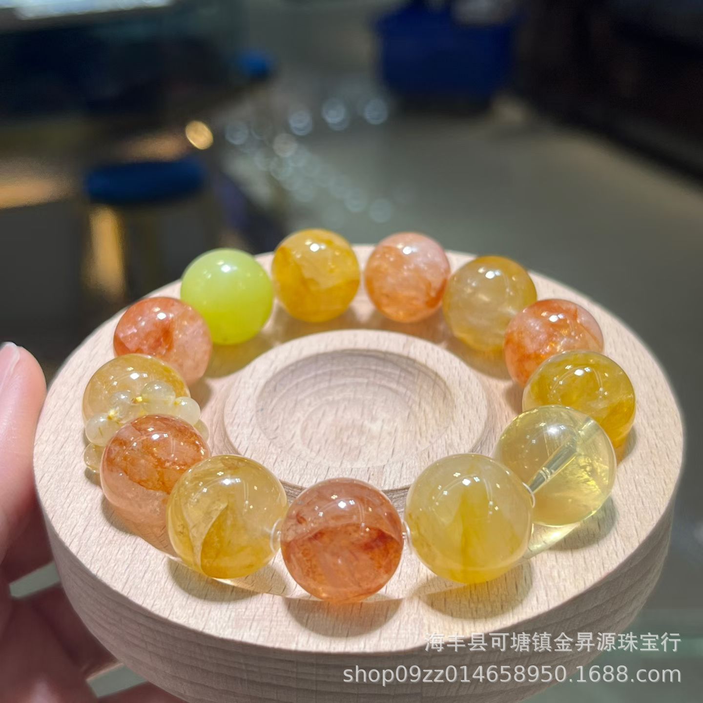 红胶花黄胶花水晶手串青提岫玉柠檬黄金发晶手链枫叶秋色原创轻奢详情1