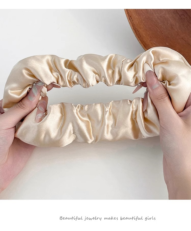 2024新款女秋冬法式复古布料大肠发圈高级感真丝大号发圈发饰头饰详情23