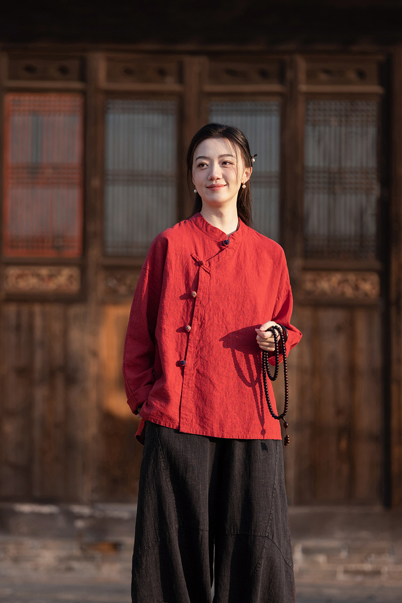 2025春夏新款棉麻女装复古立领偏襟拼色砂洗盘扣上衣长袖女式衬衫详情14