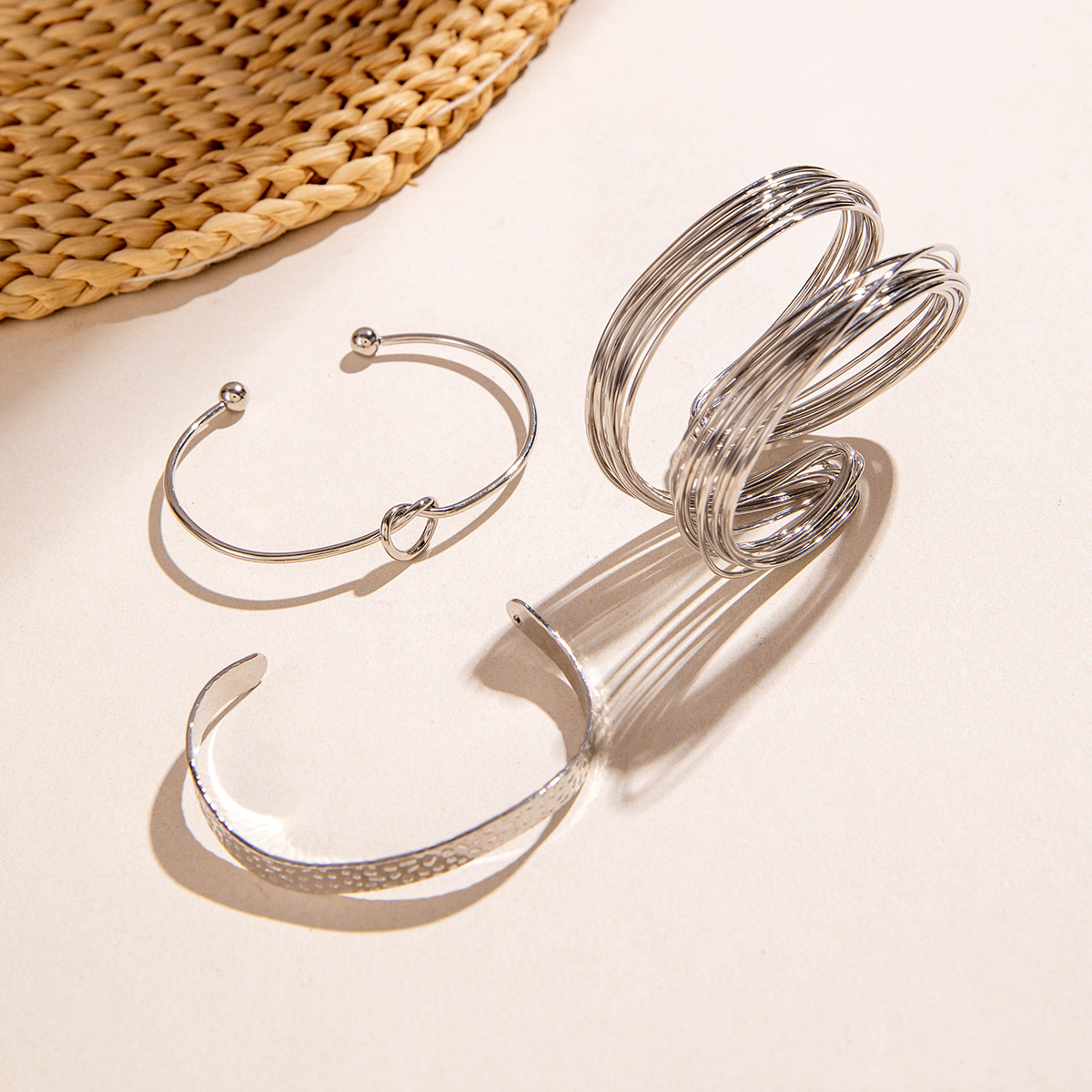 欧美跨境新款多层线条缠绕几何开口手镯套装朋克风波浪形串珠手链详情83