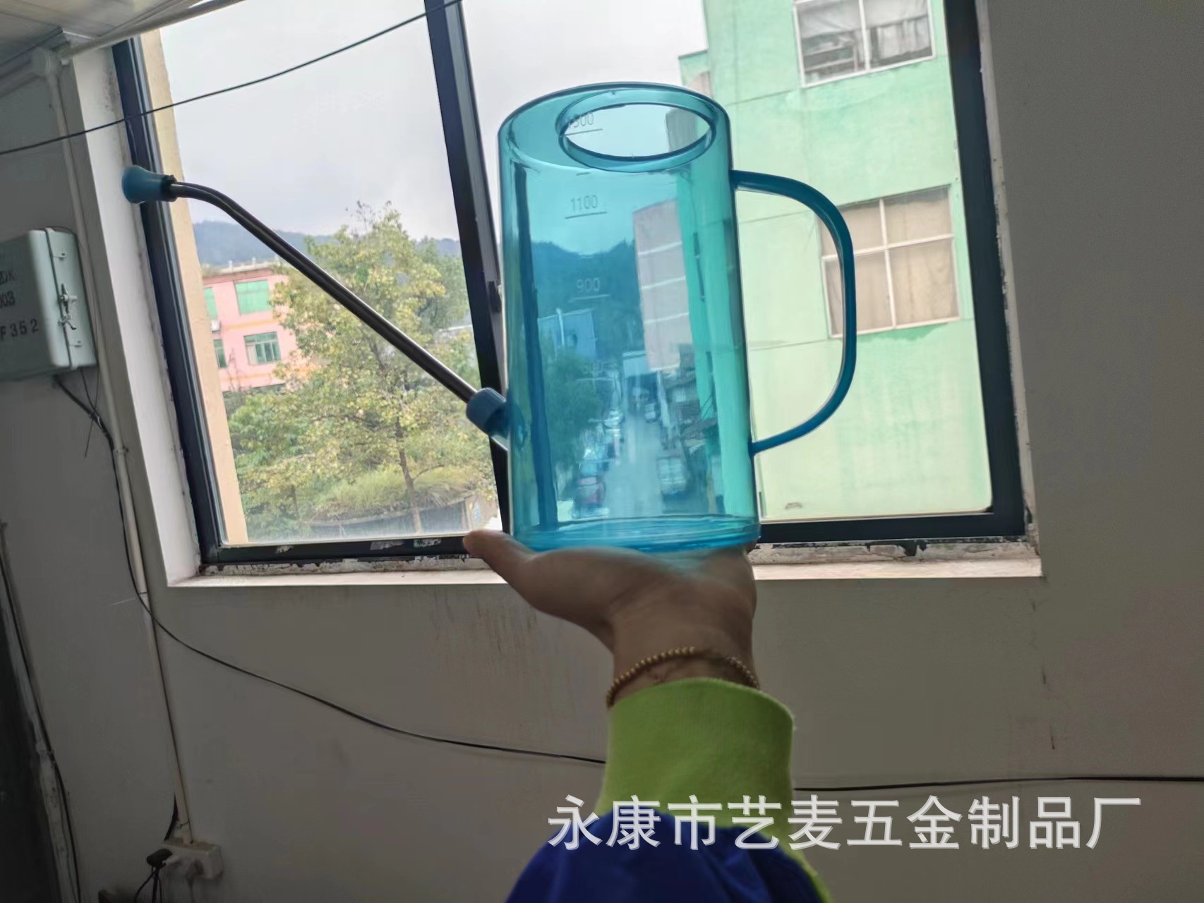 不锈钢长嘴浇水壶透明带刻度浇花壶洒水家用园艺盆栽淋水喷壶工具详情20
