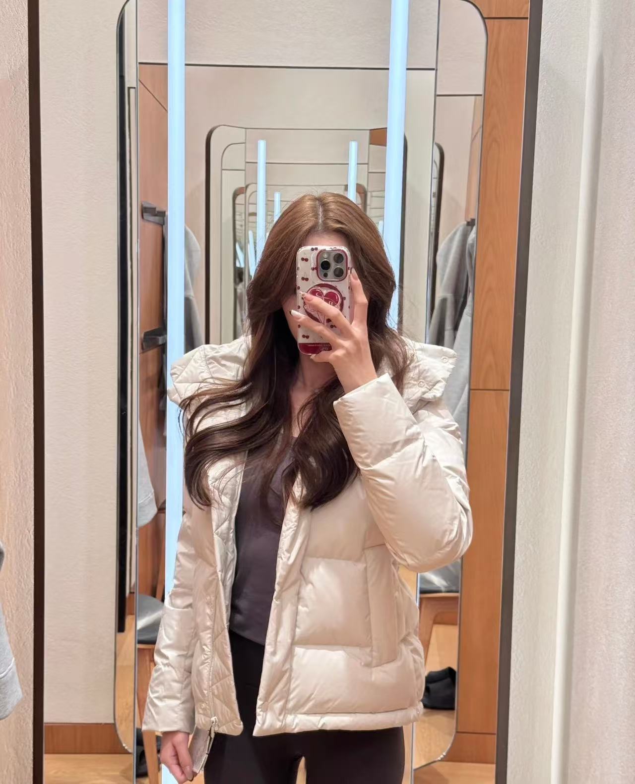 lulu同款泡芙五格杜邦三防可溯源90白鸭绒羽绒服女短款防寒面包服详情15