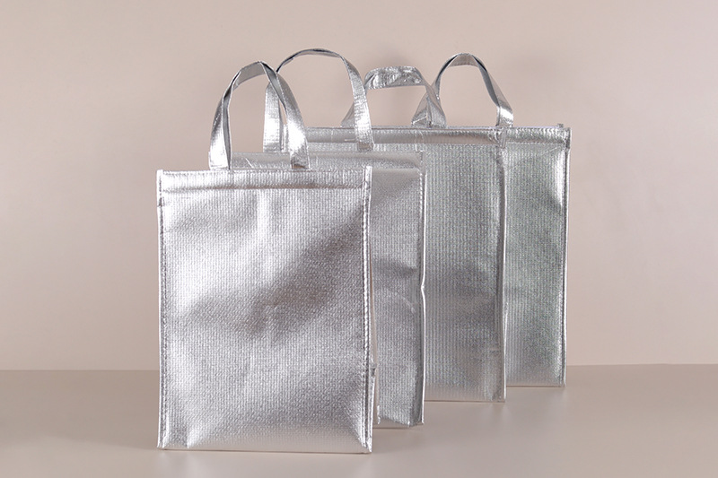 In-stock birthday cakes, hand-held insulated bags, ice packs, aluminum foil refrigerated bags, takeout preservation bags. Logos can be printed on them pic 26