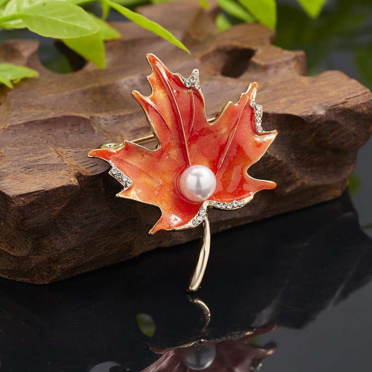 Cross-border best-selling plant series brooches, daisies, sunflowers, lacquered vases, maple leaf flower brooches and brooch accessories pic 31