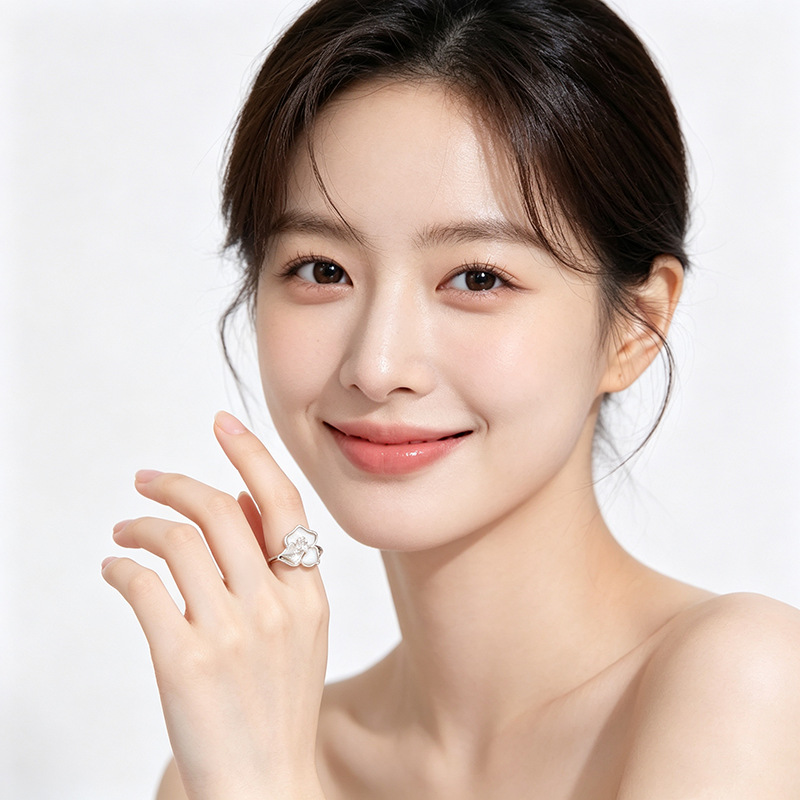 A simple and elegant daily commuting style high-end silver petal-shaped glazed ring, fashionable and versatile, adjustable opening ring for women pic 8